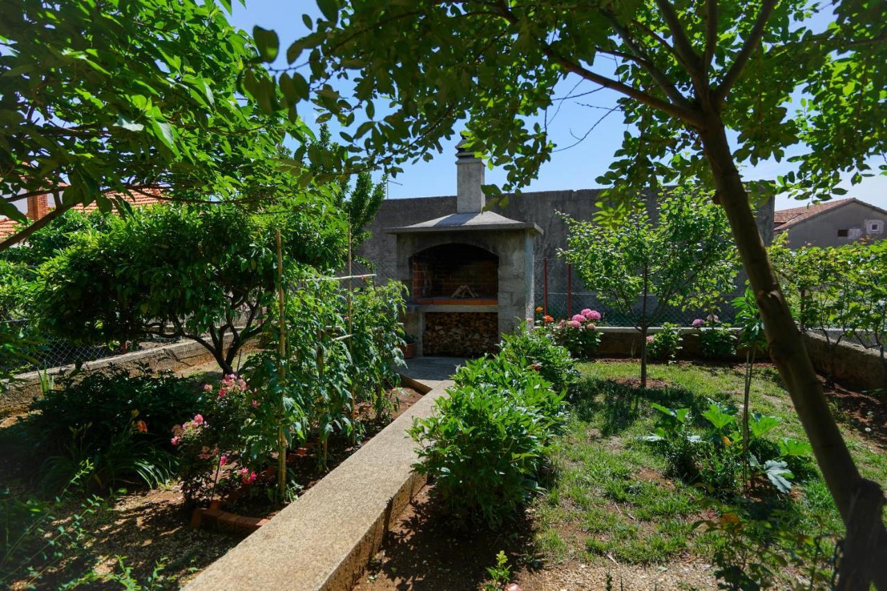 Apartment Jardin With Free Cowered Parking Zadar Buitenkant foto